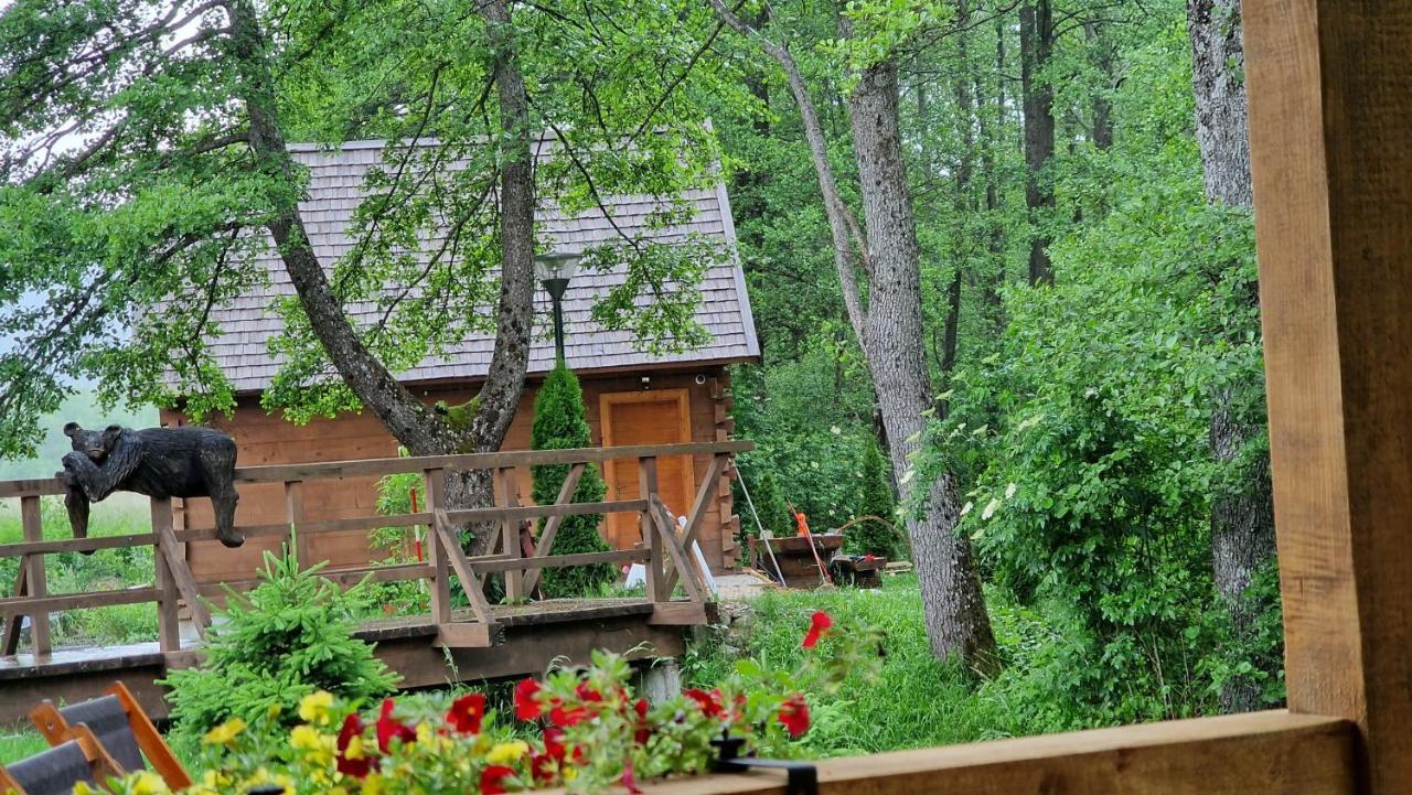 Vodenica Vrelo Chalets Vrelo Koreničko Exteriér fotografie