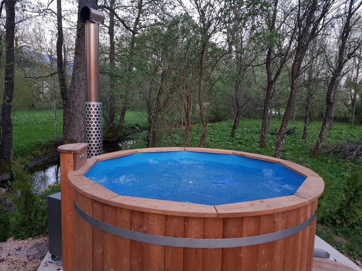 Vodenica Vrelo Chalets Vrelo Koreničko Exteriér fotografie